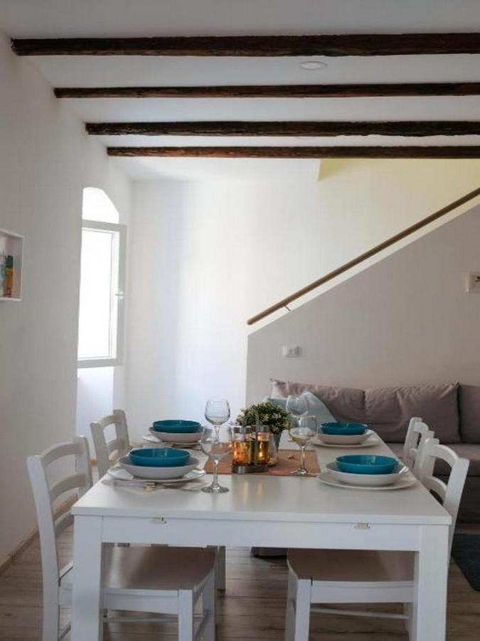 Apartments Blue Lavender Крес Екстериор снимка