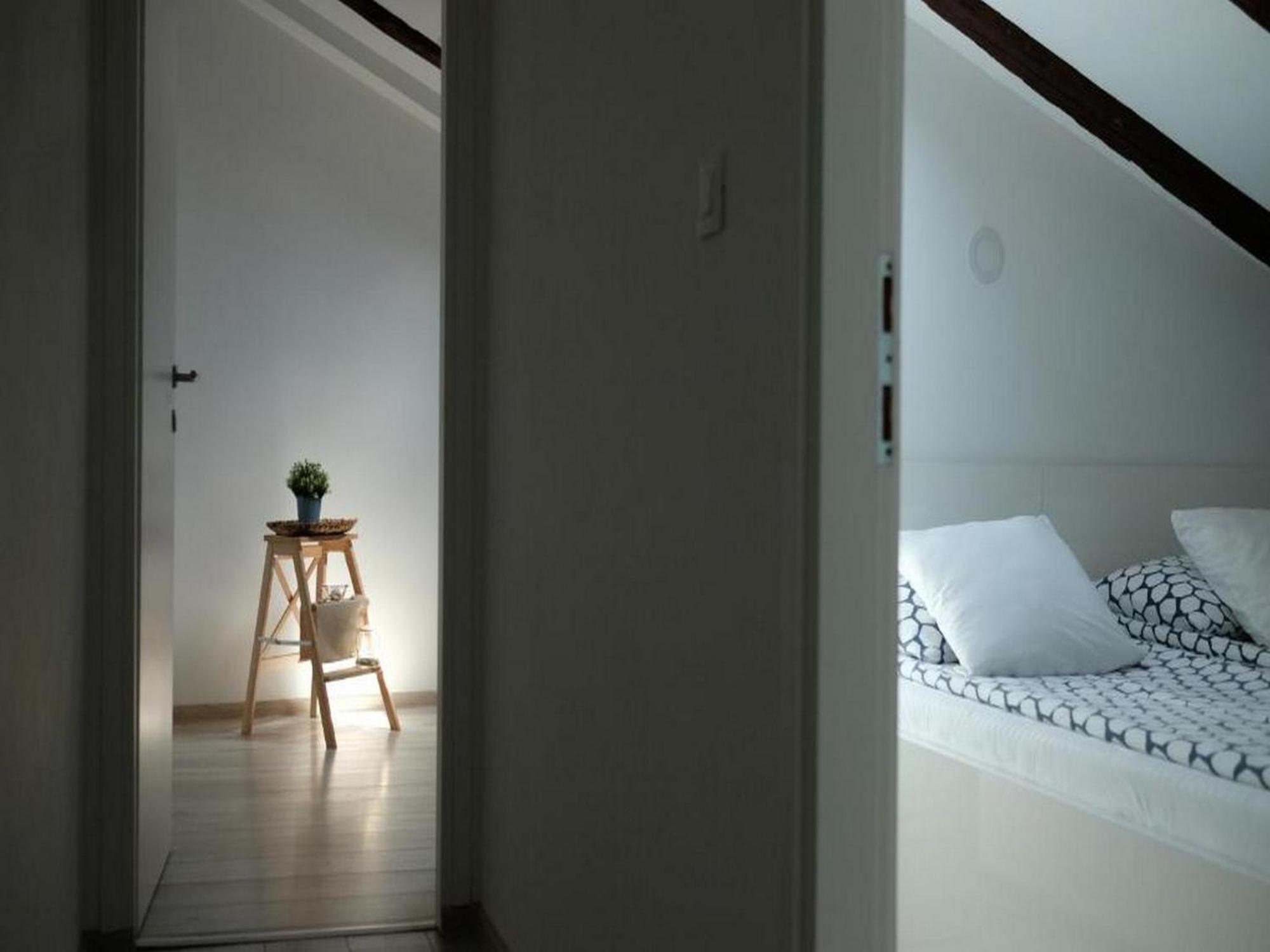 Apartments Blue Lavender Крес Стая снимка