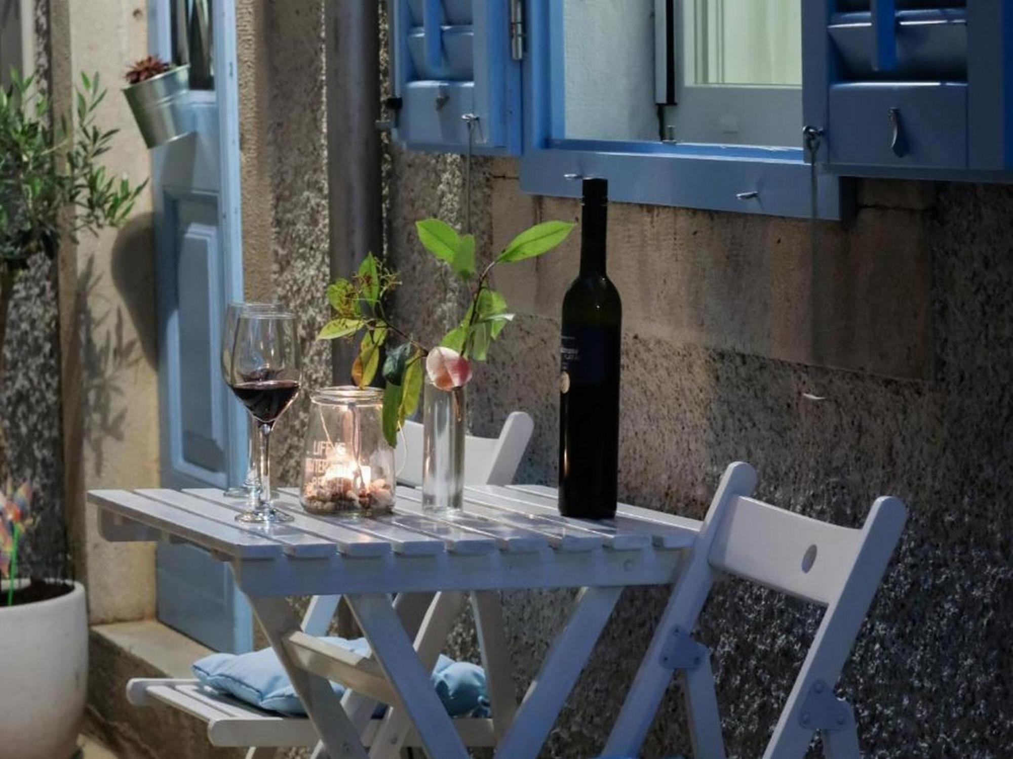 Apartments Blue Lavender Крес Стая снимка